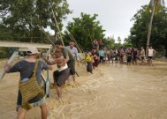 世界银行（World Bank）表示，由于洪水和战争造成的严重损失，缅甸经济将出现萎缩